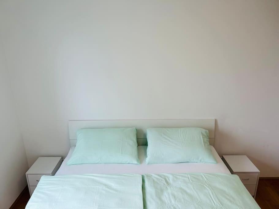 Apartment Gemutliche 3-zimmer Munich