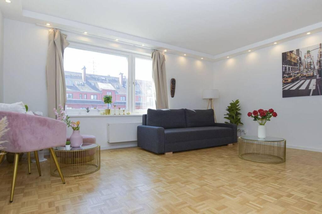 Schwabing 70m Sannierte Apartamento