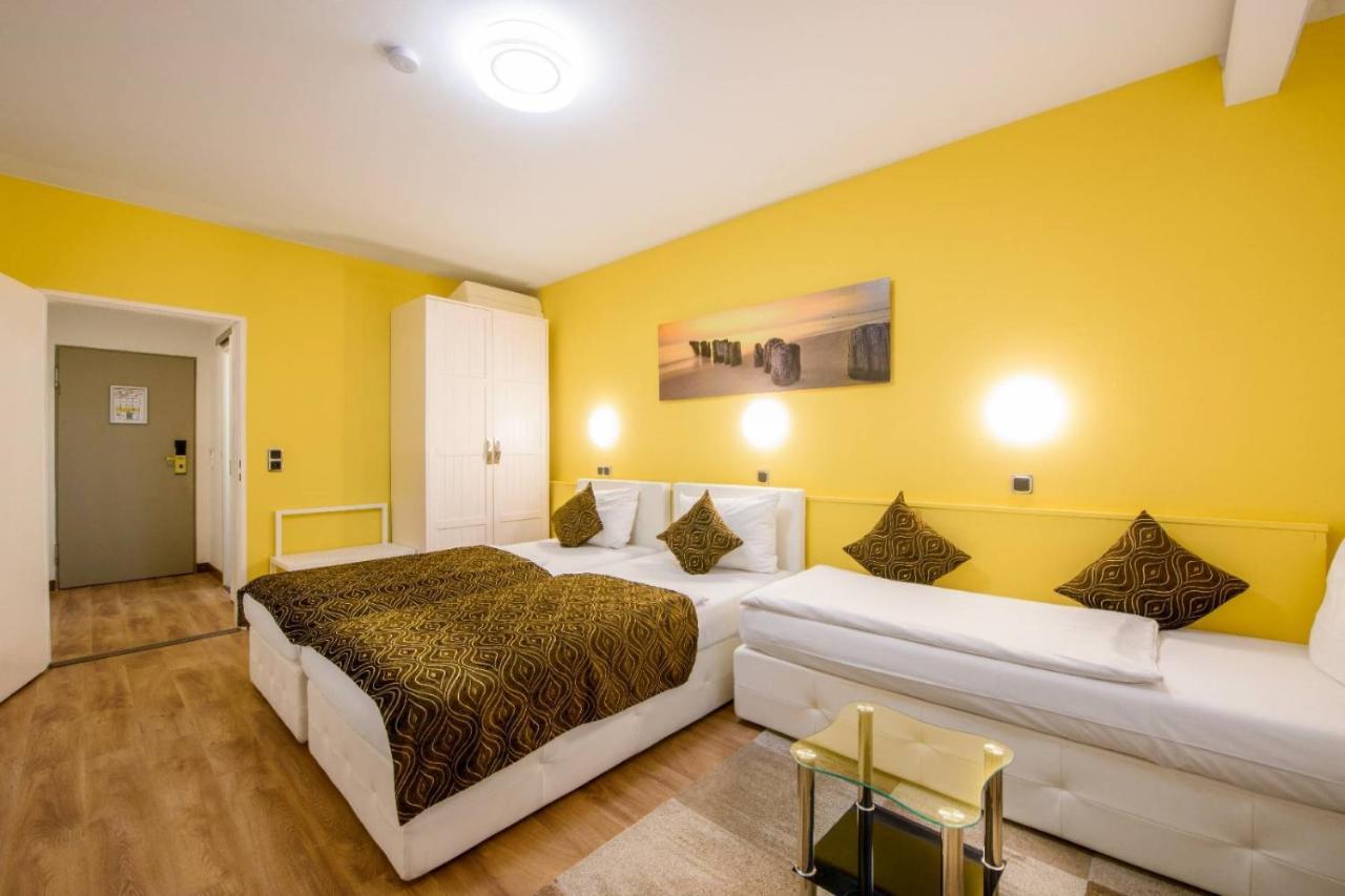 Rivoli Charme 3* Munich