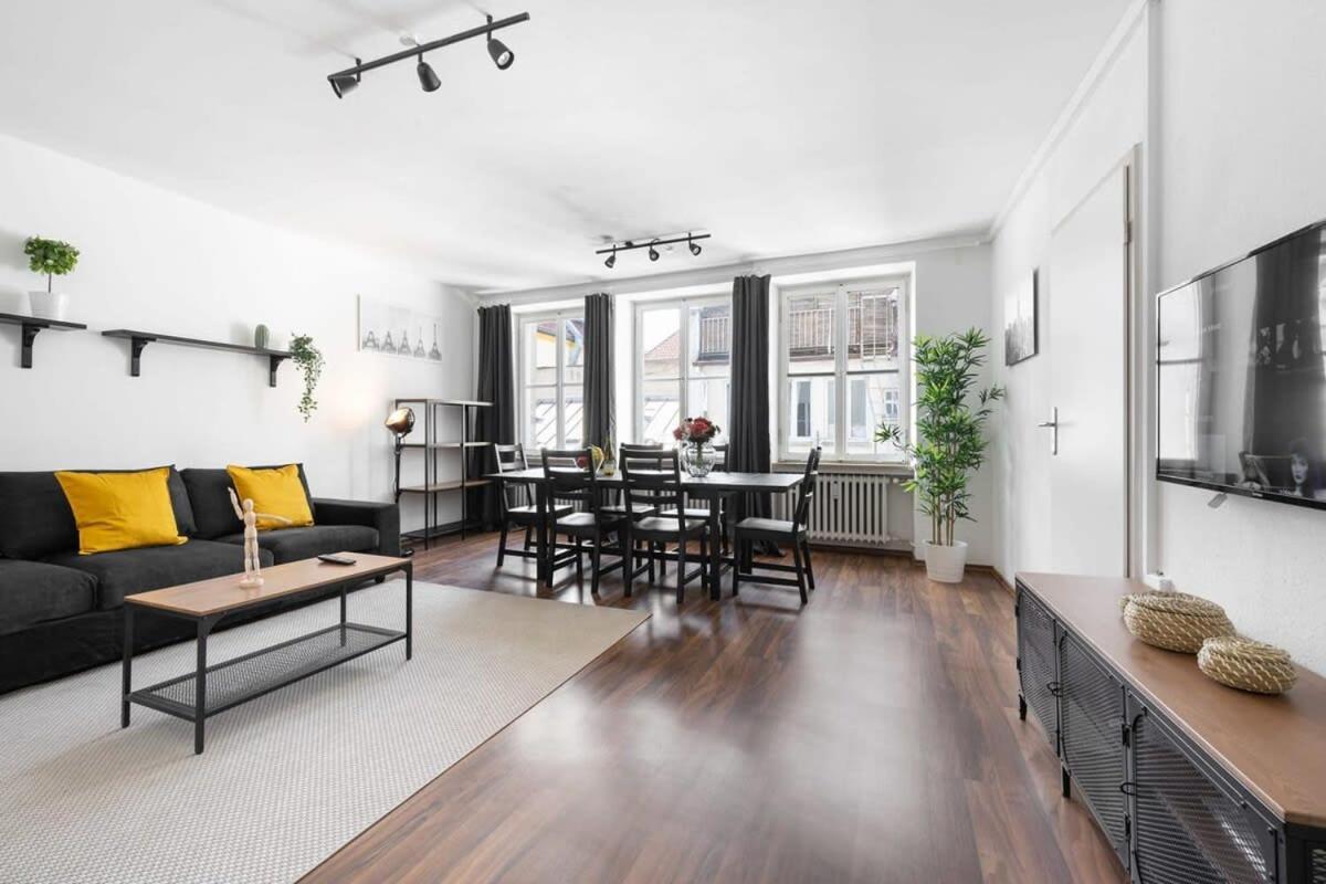 Apartment Living In Center München