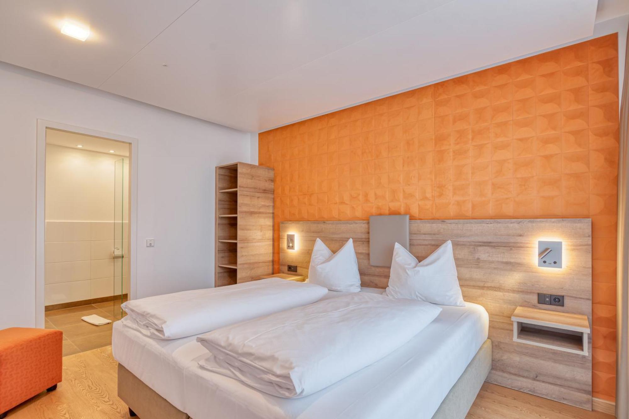 Hotel Westside 3*
