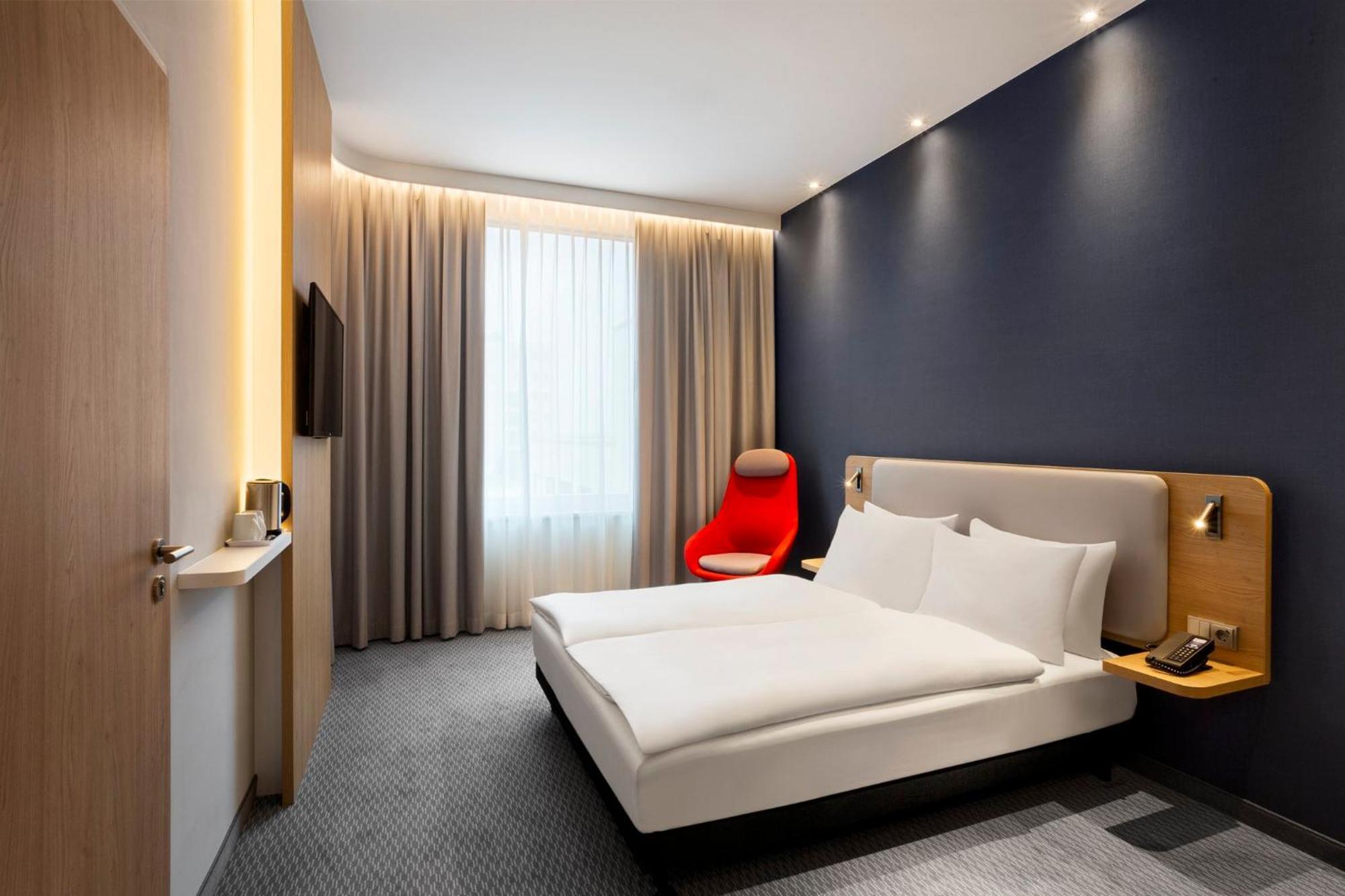 Holiday Inn Express Munich City West By Ihg
