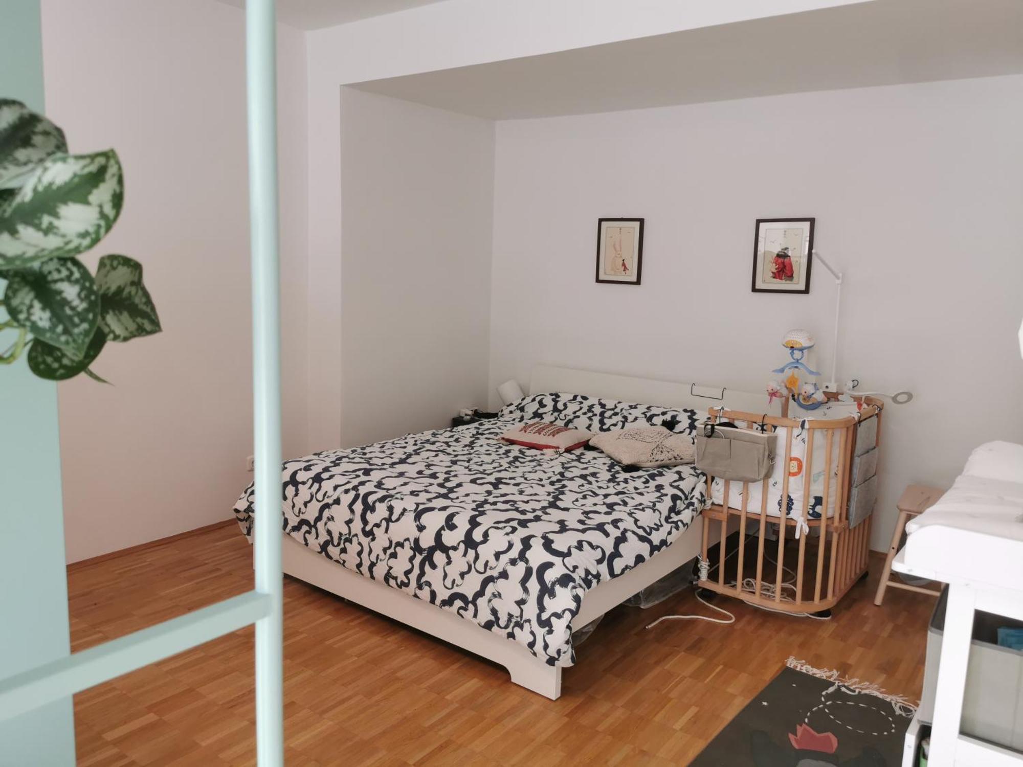 Apartment Center Schwabing Spacious Flat