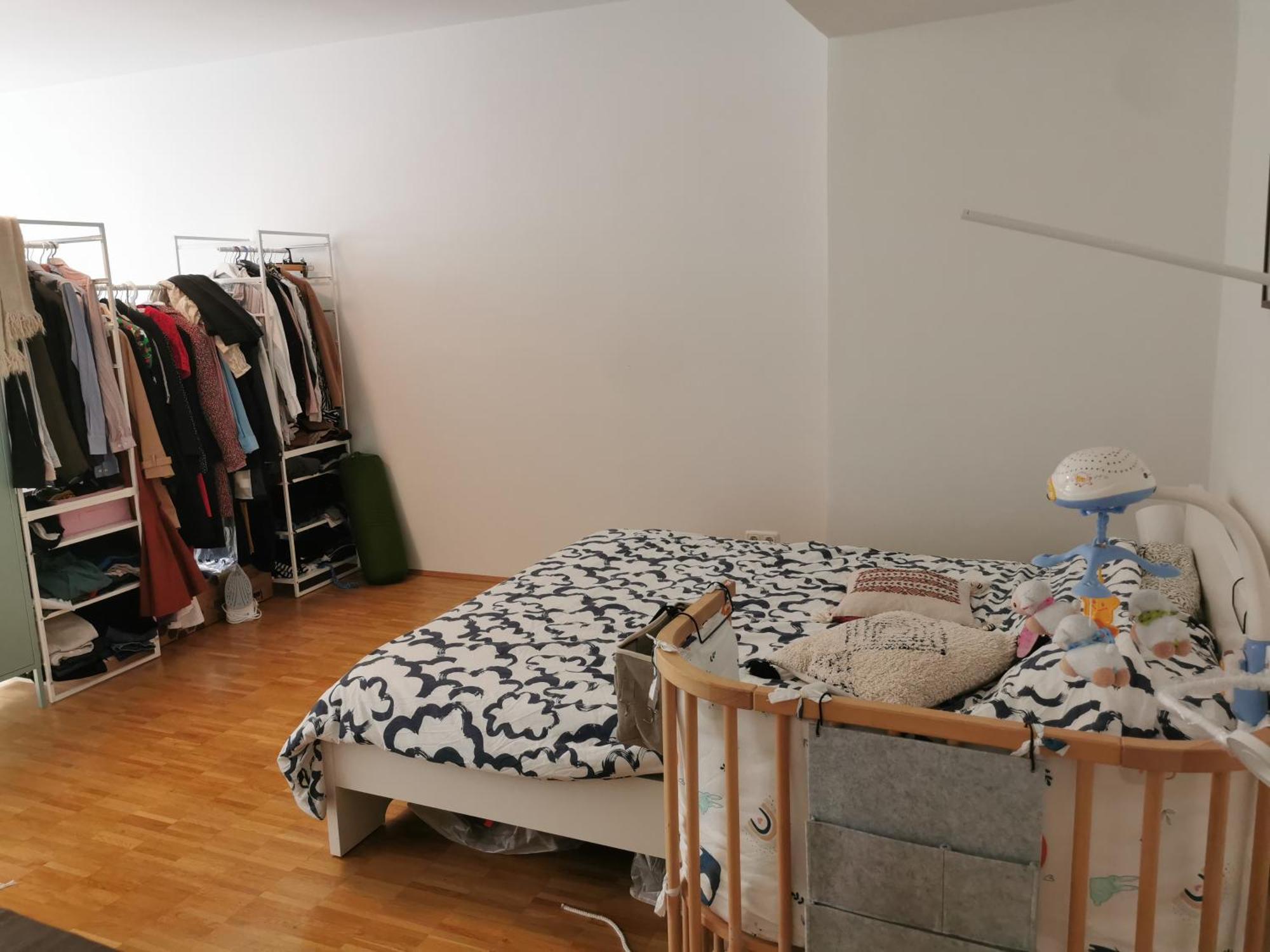 Center Schwabing Spacious Flat *