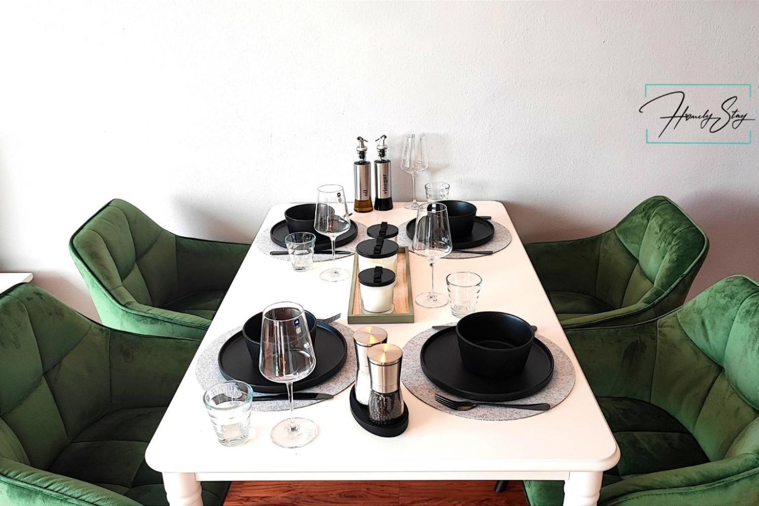 Homely Serenity Greens - Stylisch Studio-apartment With Kitchen - 10 Min To Station, Pet Friendly Munich
