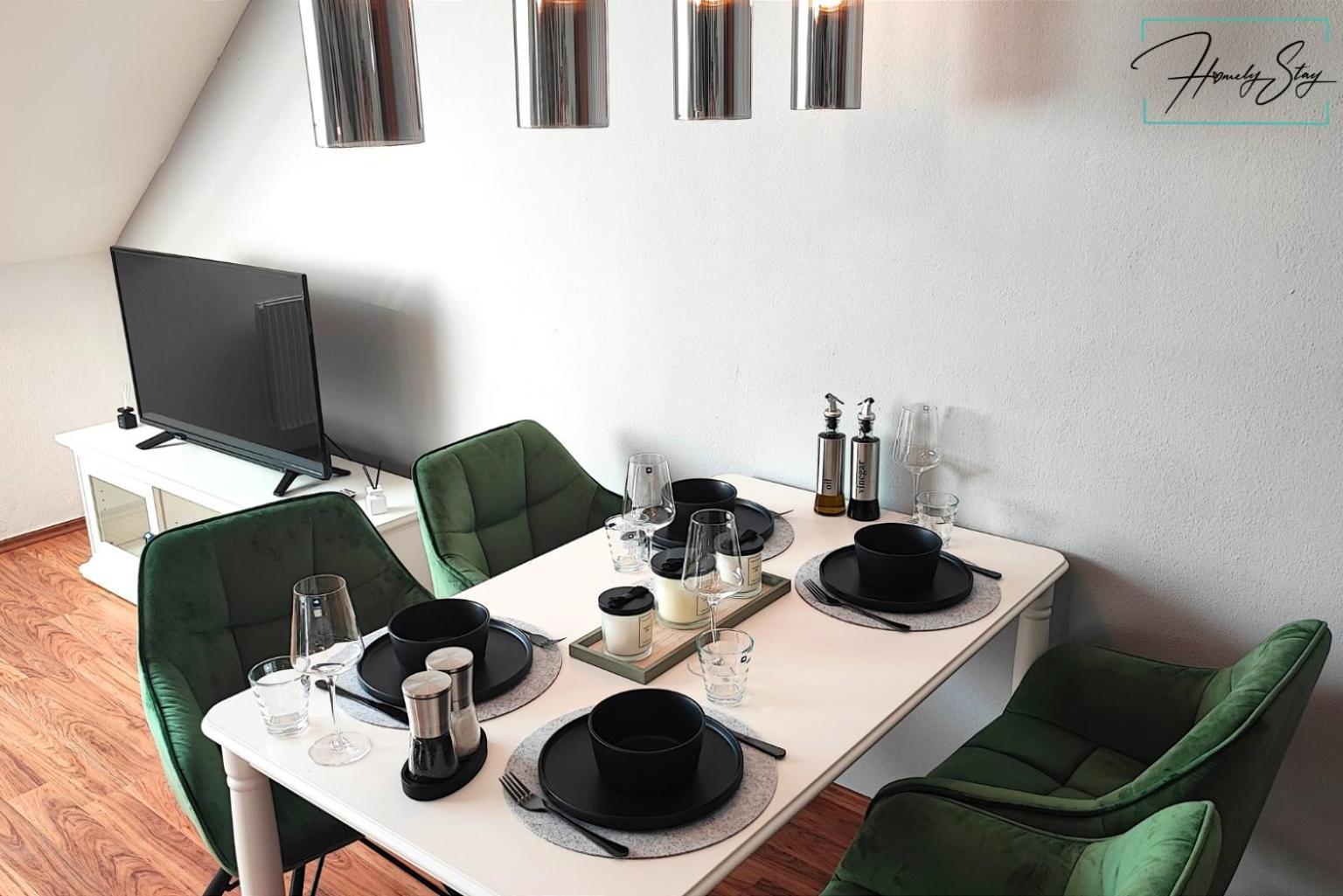 Homely Serenity Greens - Stylisch Studio-apartment With Kitchen - 10 Min To Station, Pet Friendly