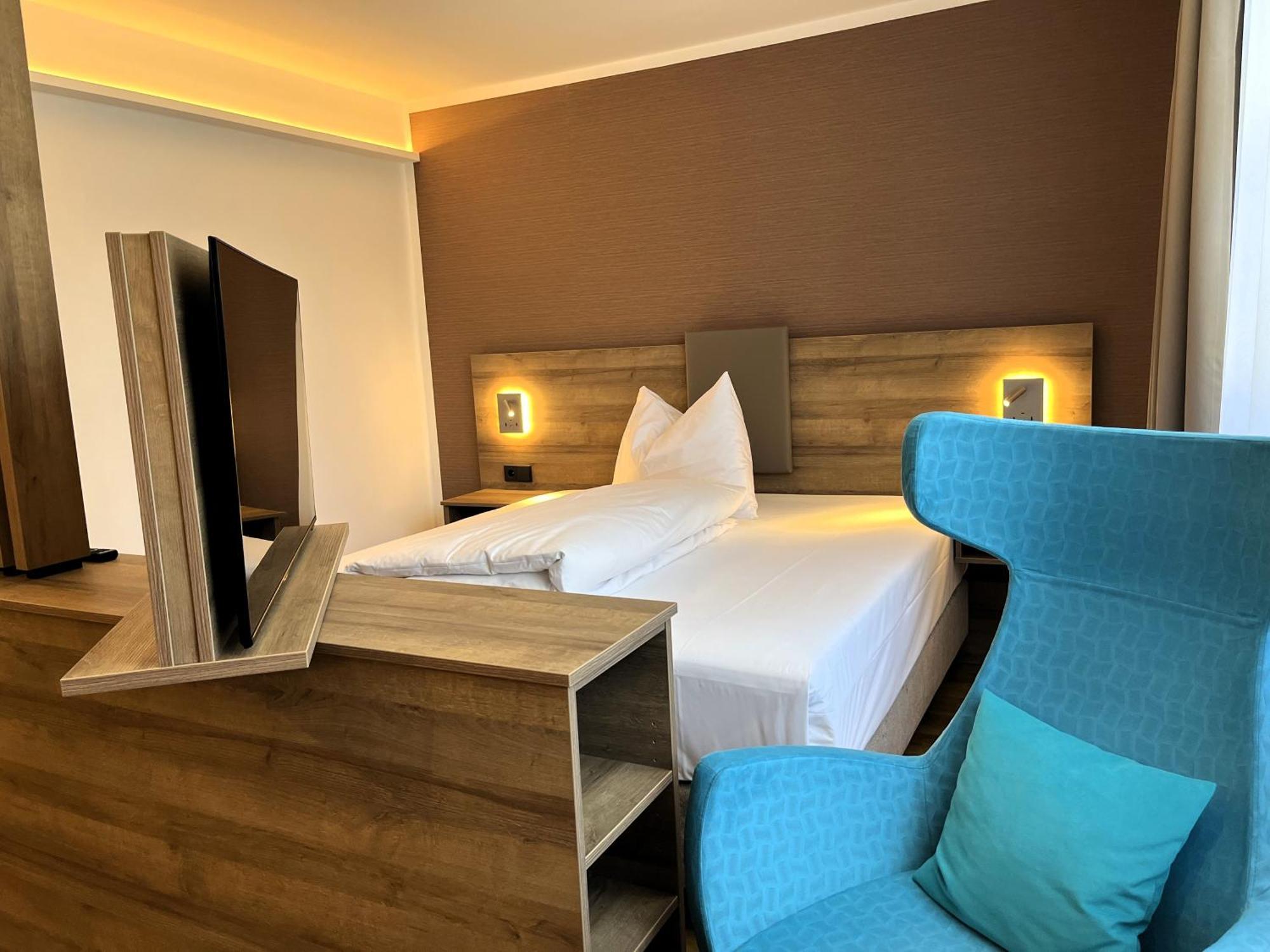 Westside Hotel 3*