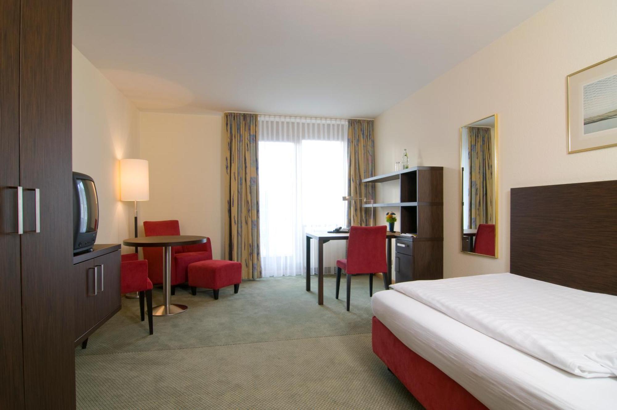 Aparthotel Gaestehaus Forum Am Westkreuz 3*