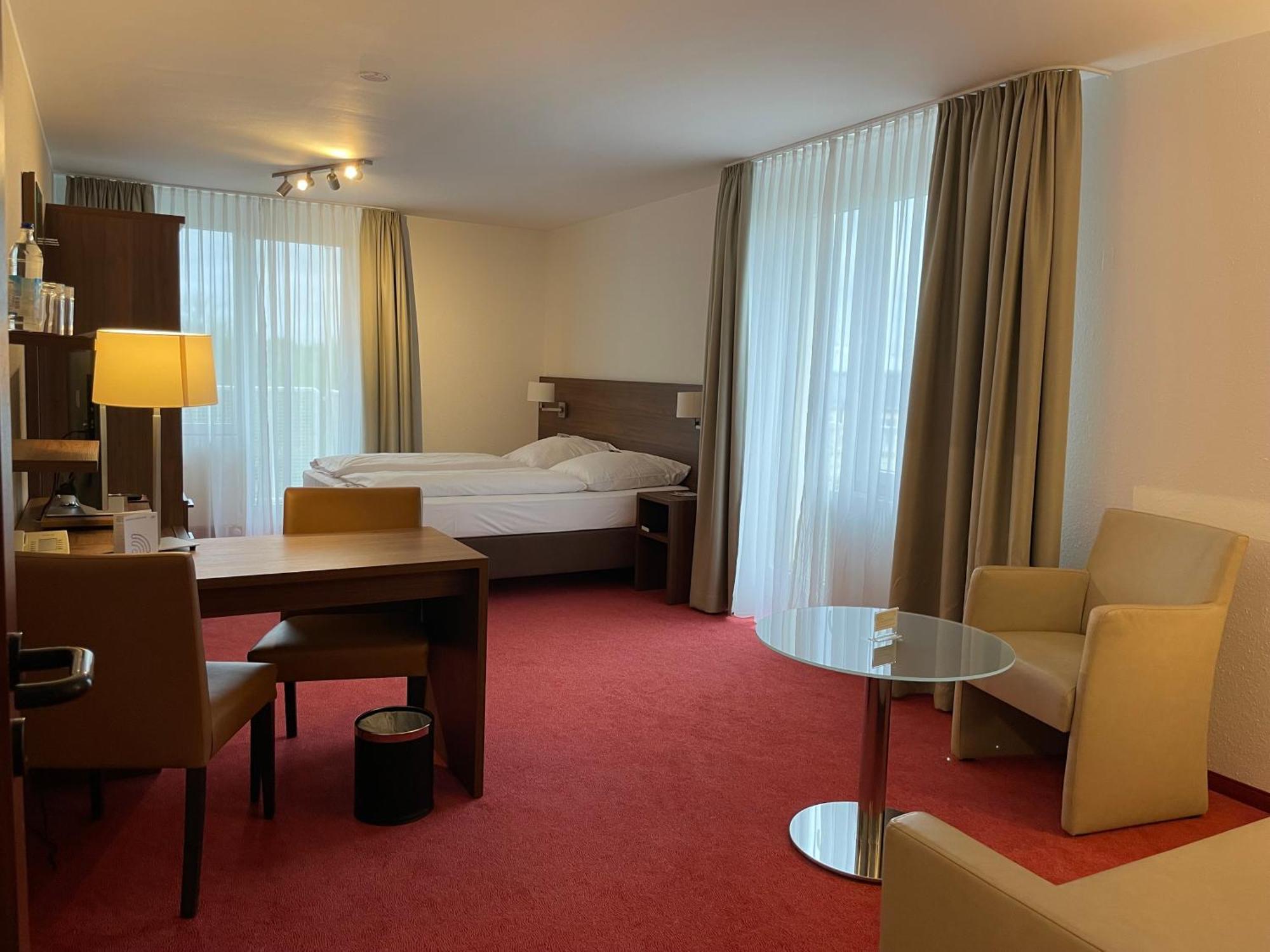 Gaestehaus Forum Am Westkreuz Aparthotel Munich