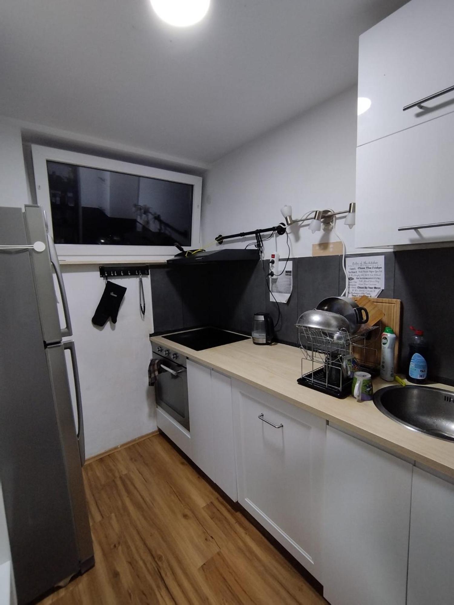 4 South Wg Homestay *