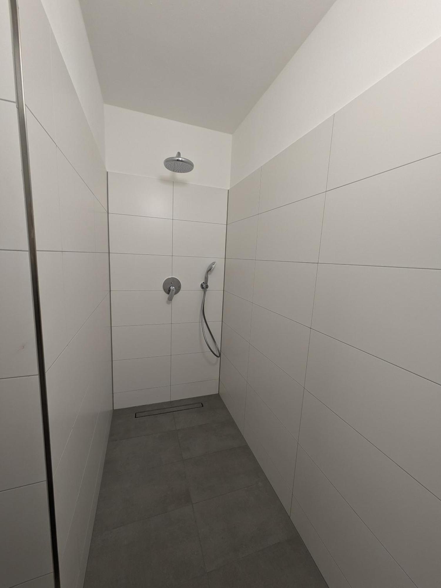 Large 150 Qm In Centrally Located 1 To 15 Guests Apartamento *