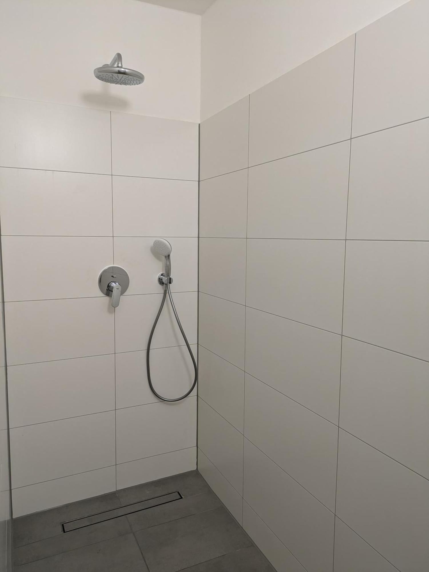 Large 110 Qm In Very Cetral Location 1 To 12 Guests * Munich