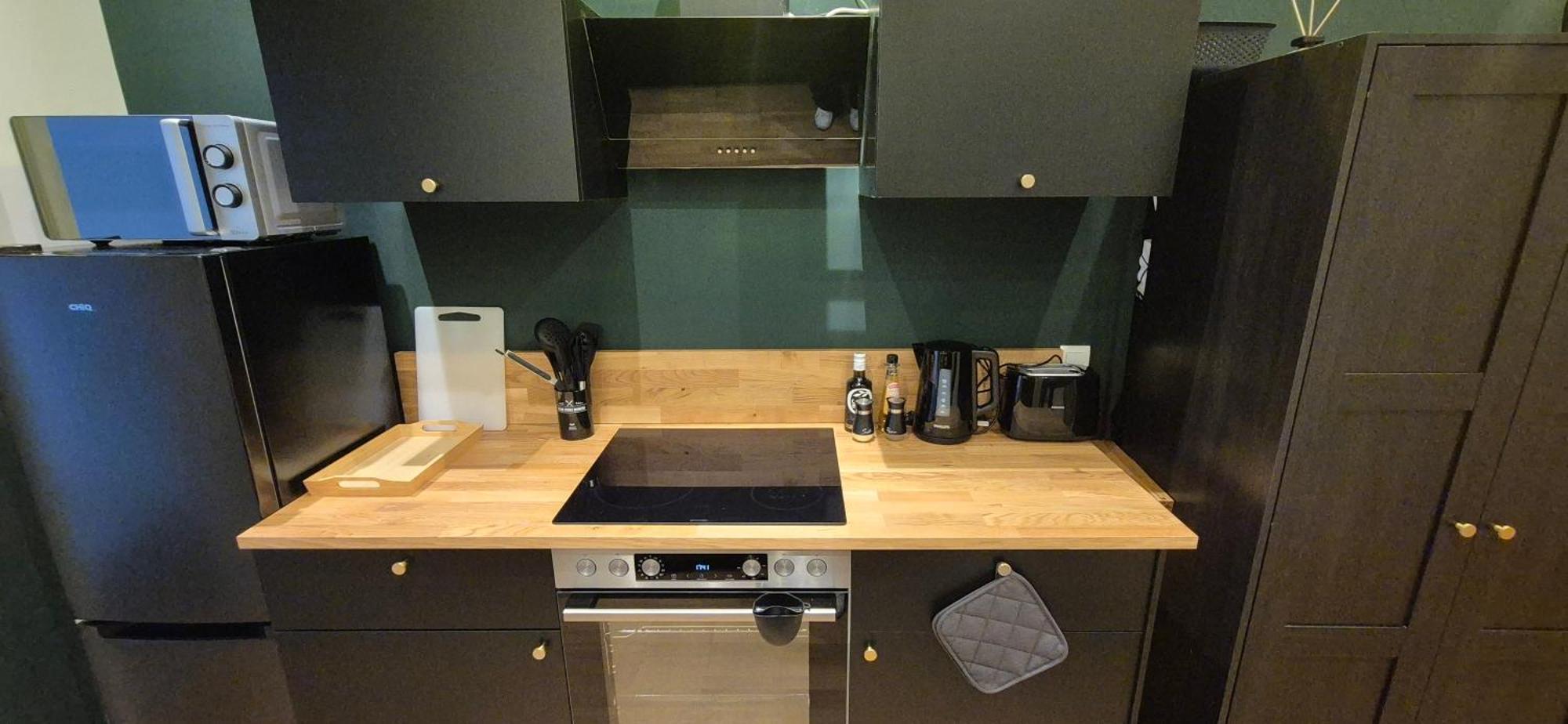 Large 110 Qm In Very Cetral Location 1 To 12 Guests