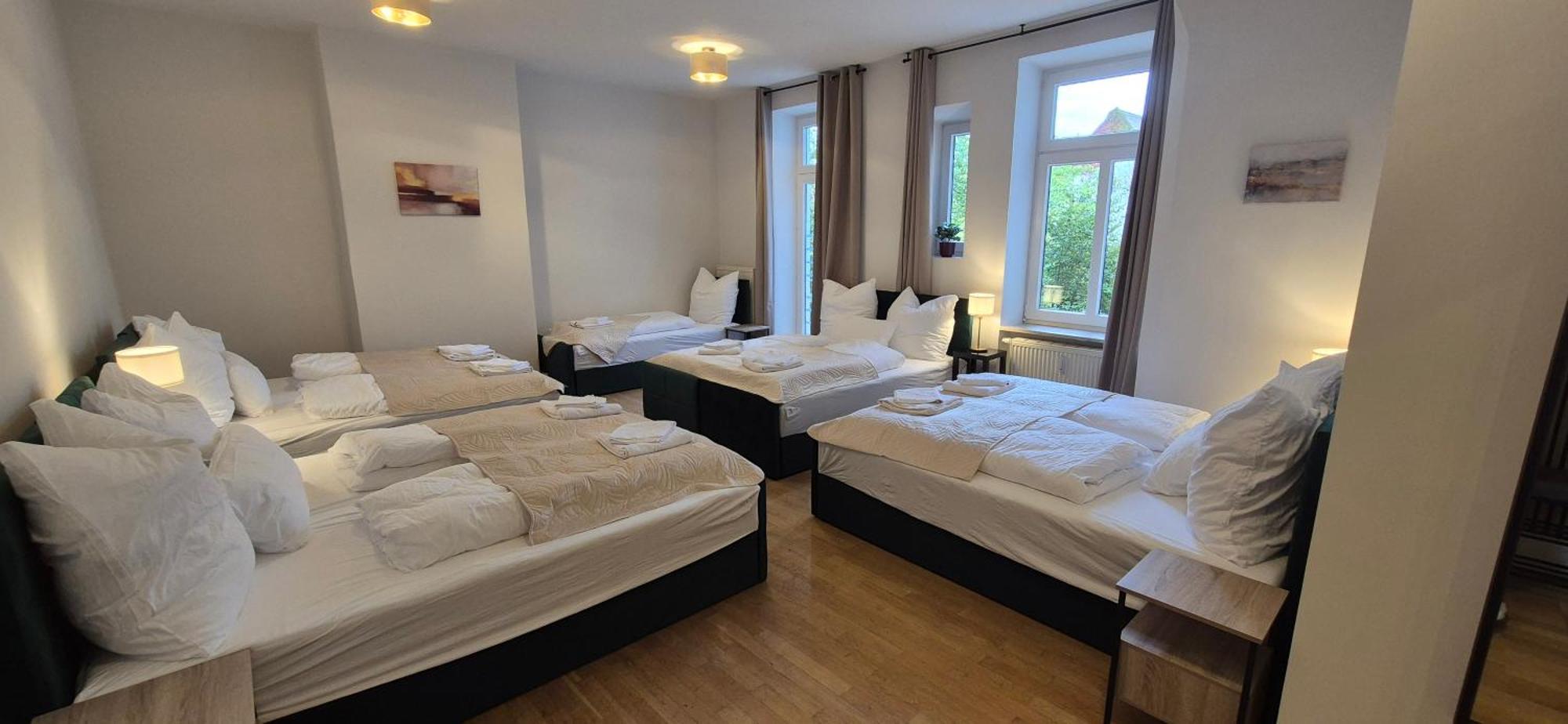 Apartment Large 110 Qm In Very Cetral Location 1 To 12 Guests Munich