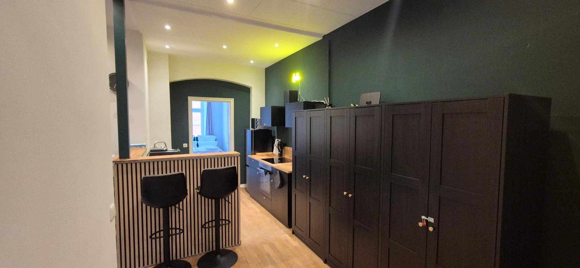 Large 110 Qm In Very Cetral Location 1 To 12 Guests *