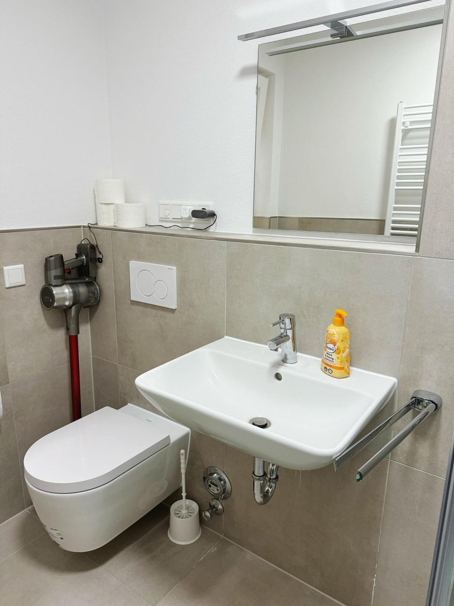 Emma Gardencity Basement Flat * Munich