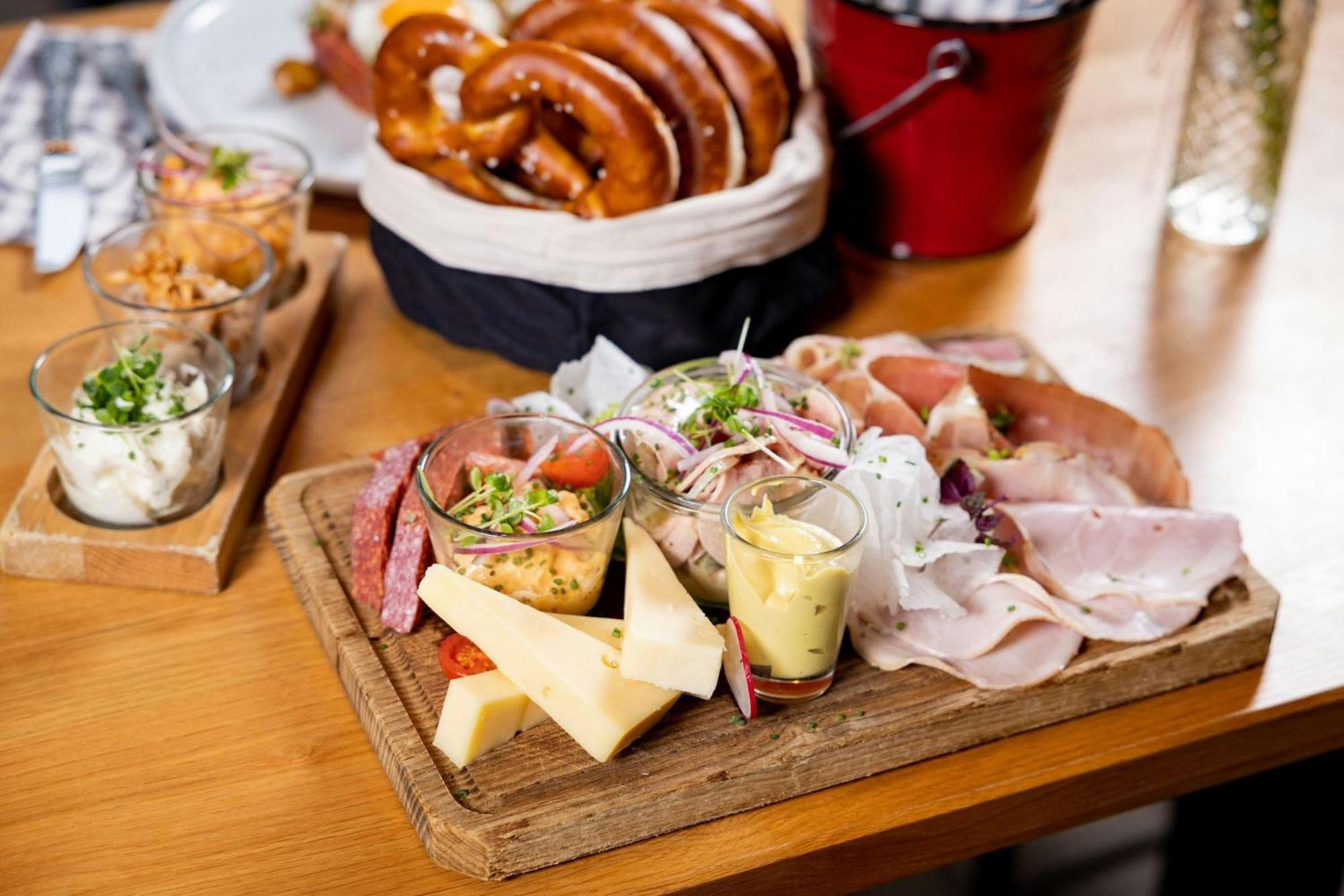 Le Meridien 5* Munich