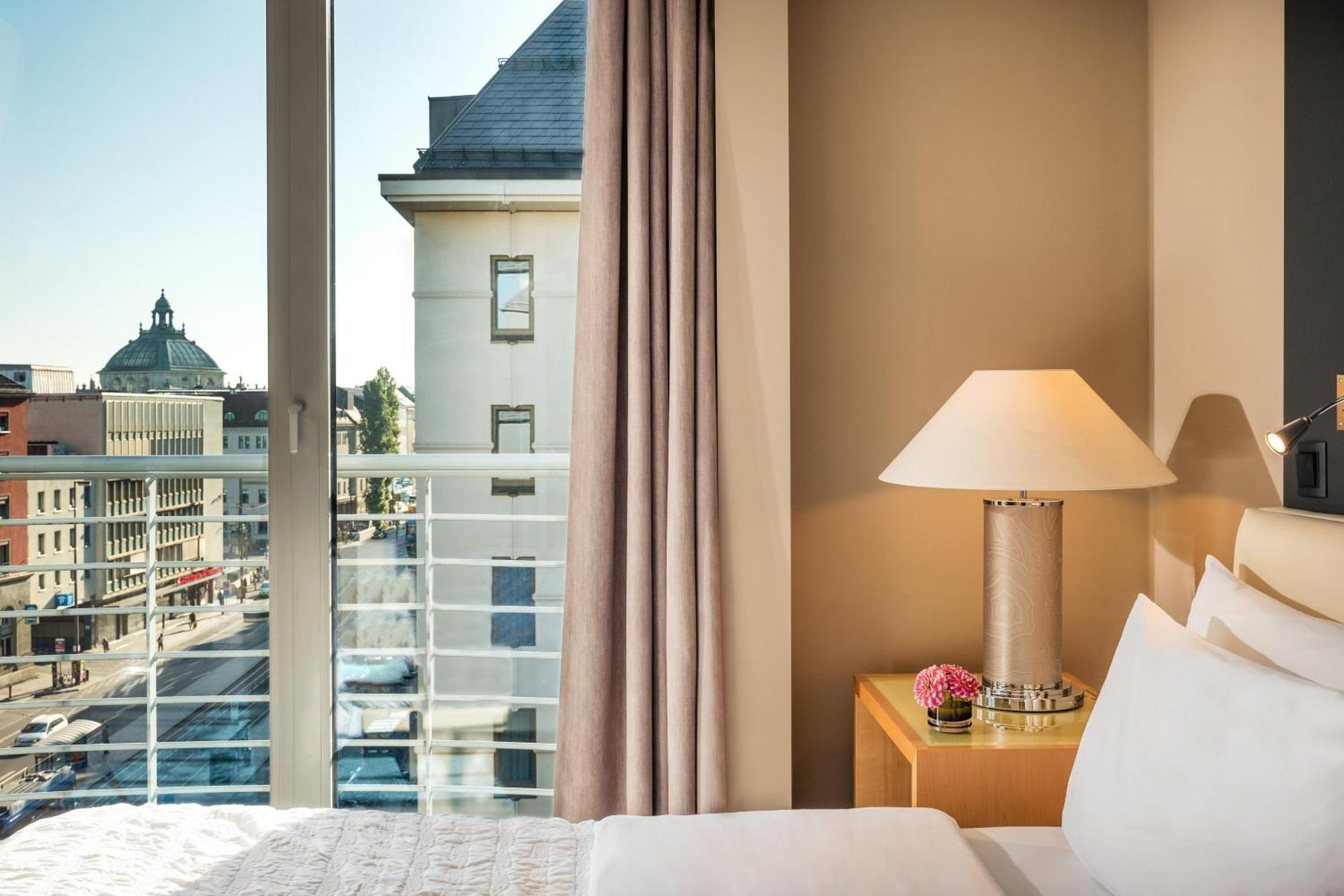 Le Meridien Hotel
