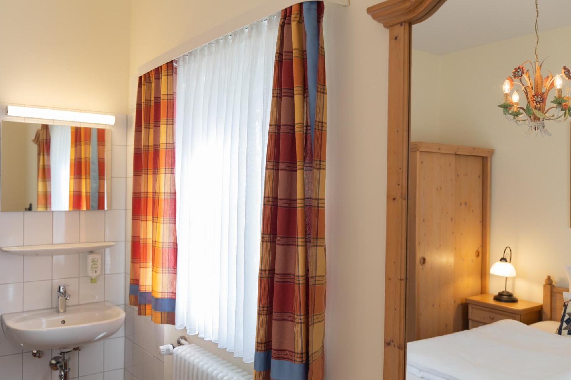 Gaestehaus Englischer Garten Hotel München