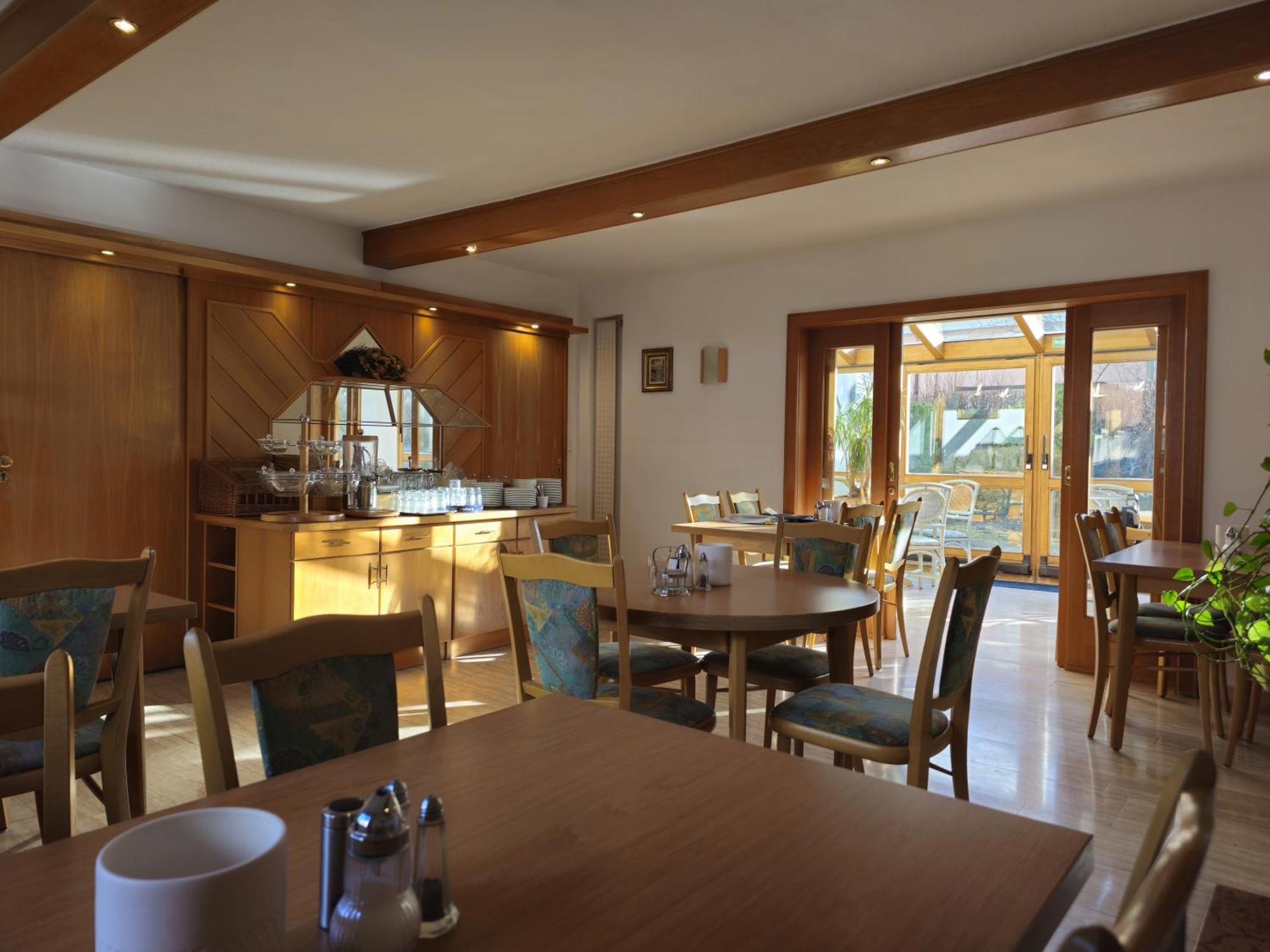 Neuner Guest house 3*