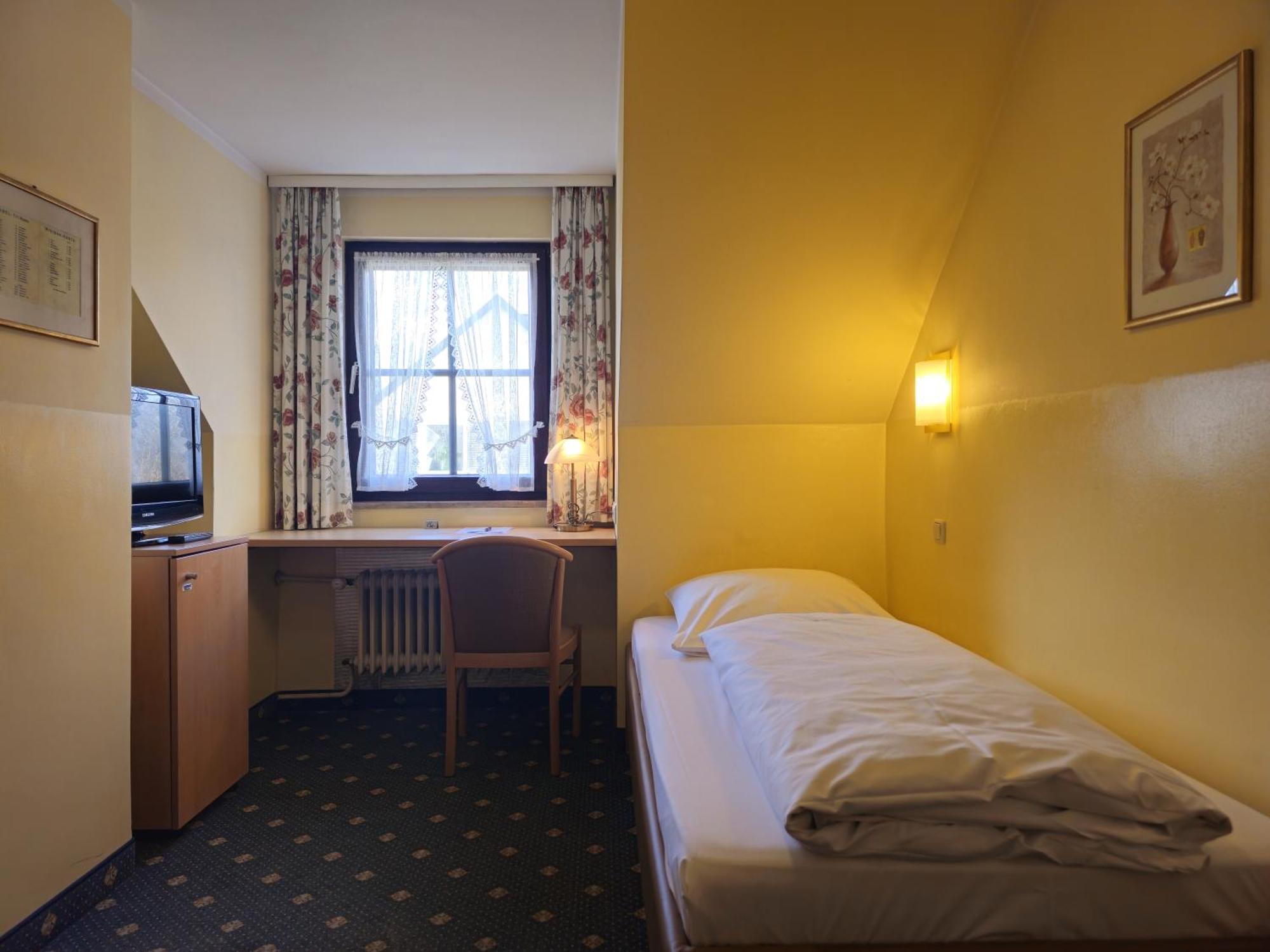 Neuner 3* Munich