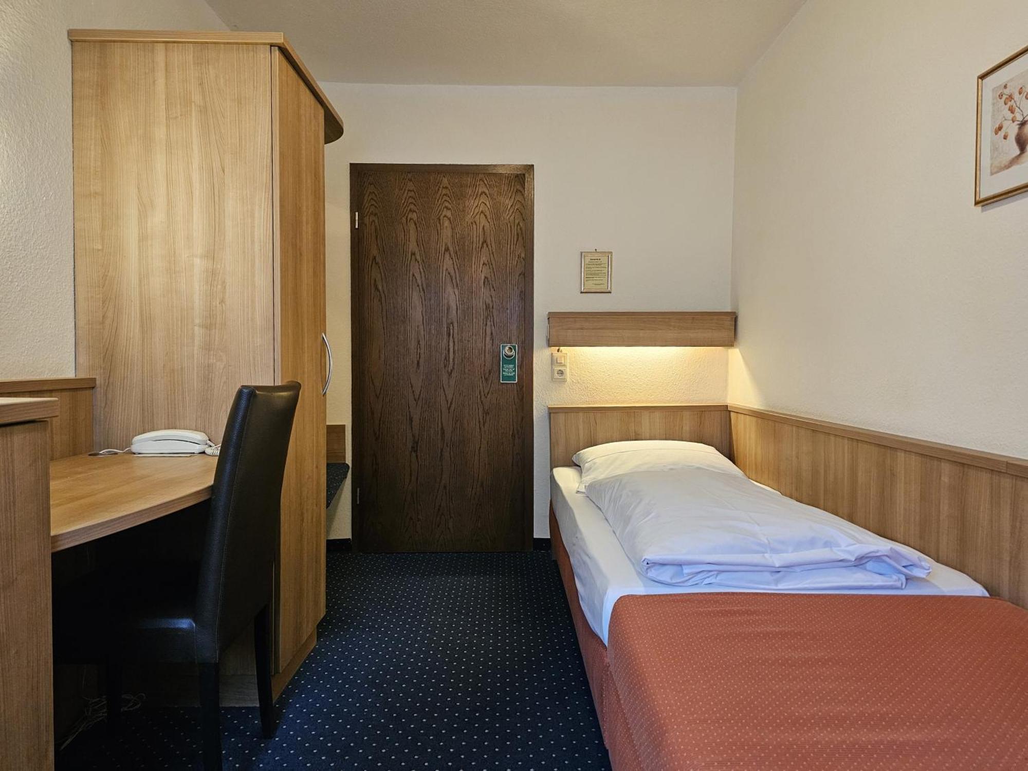 Neuner 3* Munich