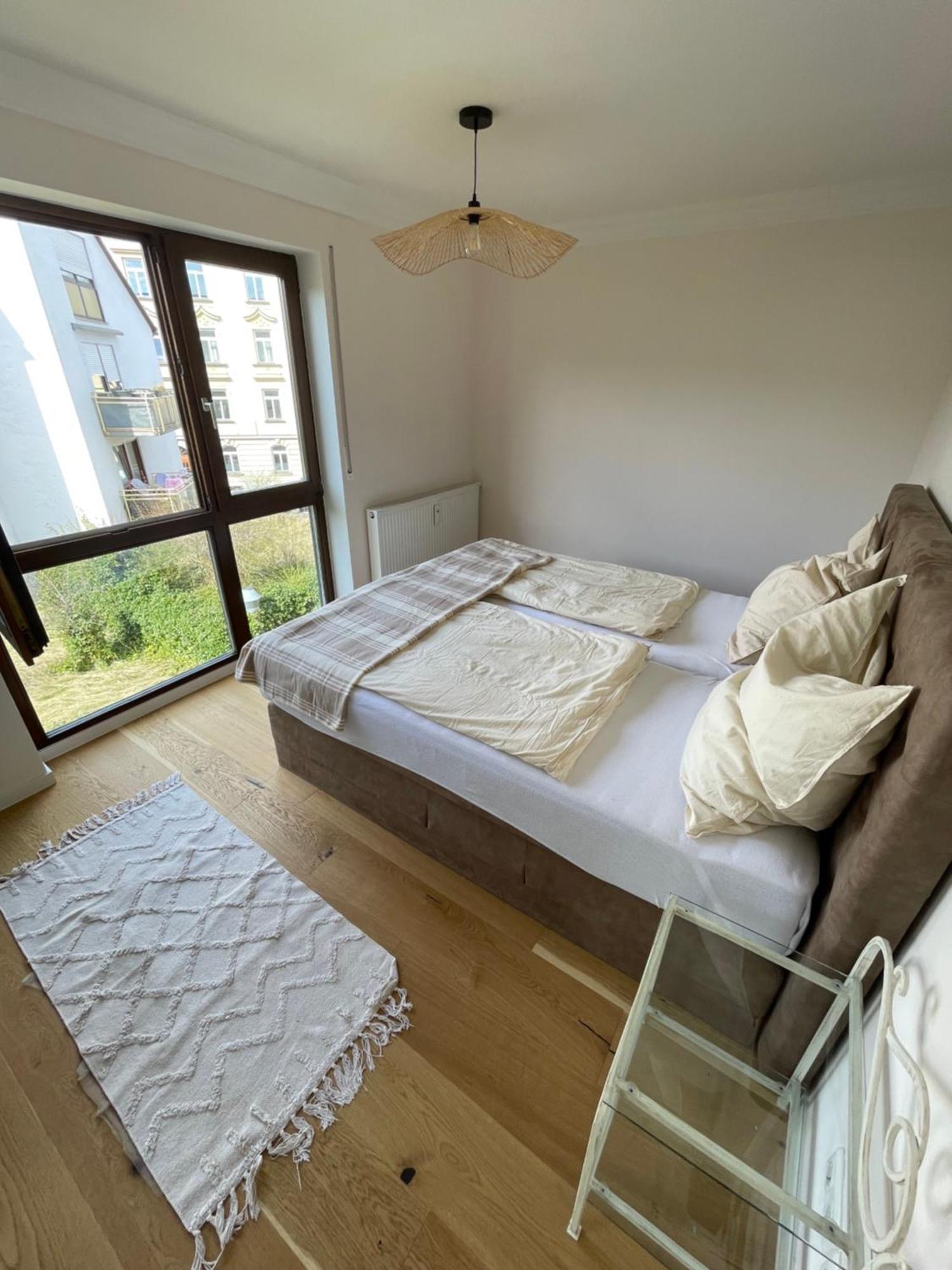 Modernes Designer Mit Balkon 5 Min Zum Oktoberfest & Apartment *