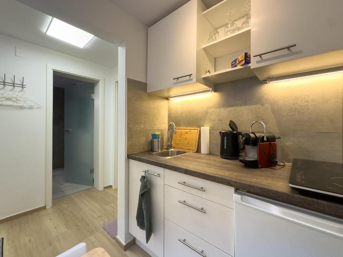 Modernes 1 In Schwabing Naehe Allianz Arena Und Englischer Garten Apartamento *