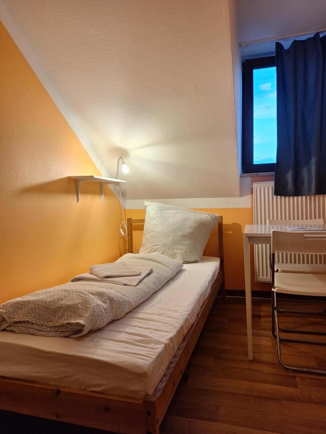 Budget Aubing Apartmenthostel Aub 162 Hostel Munich