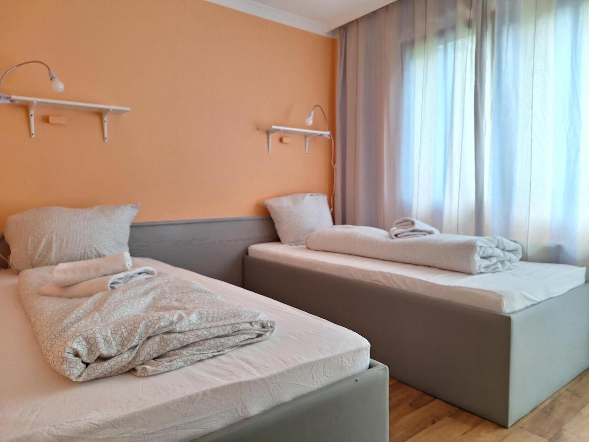 Hostel Budget Aubing Apartmenthostel Aub 162 Munich