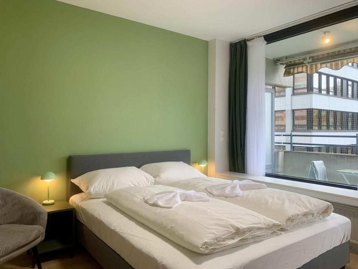 Flat With 3 Bedrooms And Free Parking Space Apartamento *