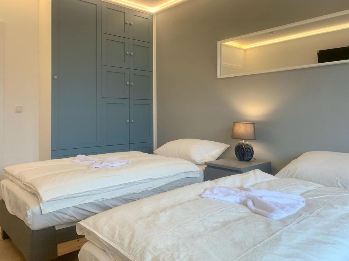 Flat With 3 Bedrooms And Free Parking Space Apartamento