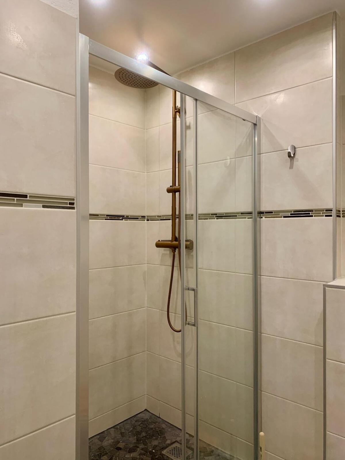 Apartamento Flat With 3 Bedrooms And Free Parking Space