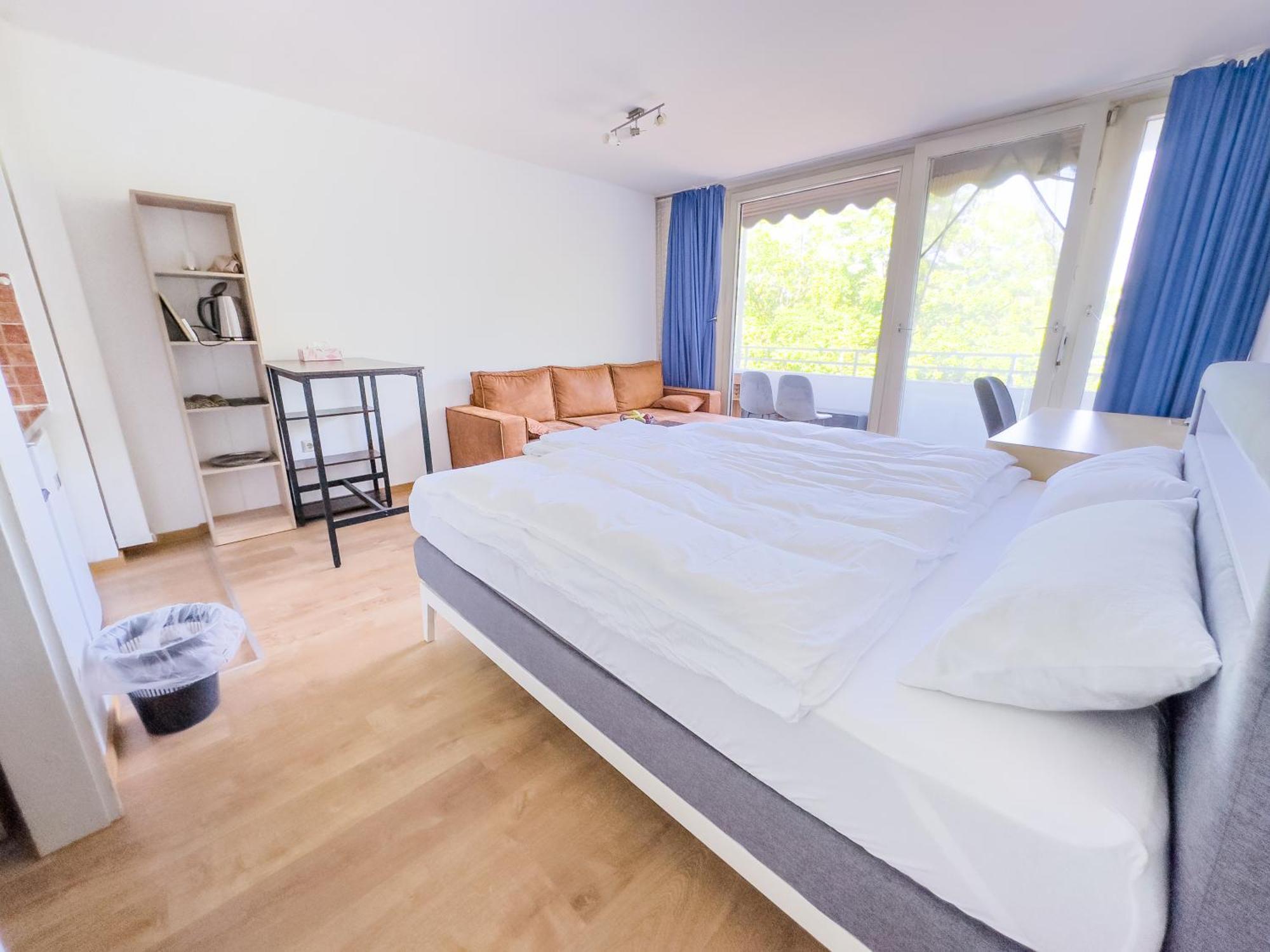 Ruhiges Apartment, Balkon, U-bahn