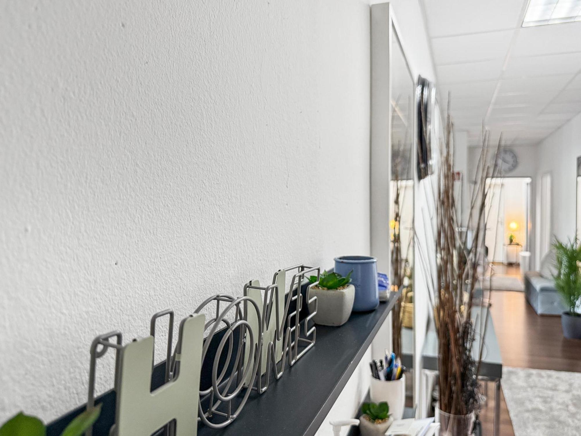 Group Oasis In Cinema, Pool Table, 17 Beds Apartment Munich