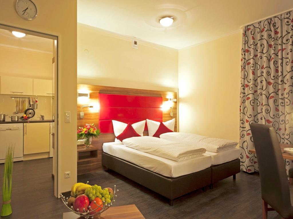 Aparthotel Batu 3*