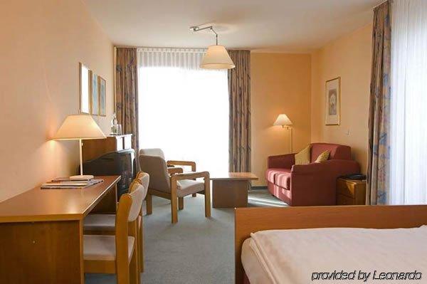 Aparthotel Gaestehaus Forum Am Westkreuz 3*