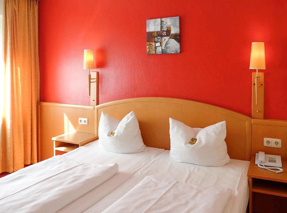 Centro Mondial City, Trademark Collection By Wyndham 3* Munique