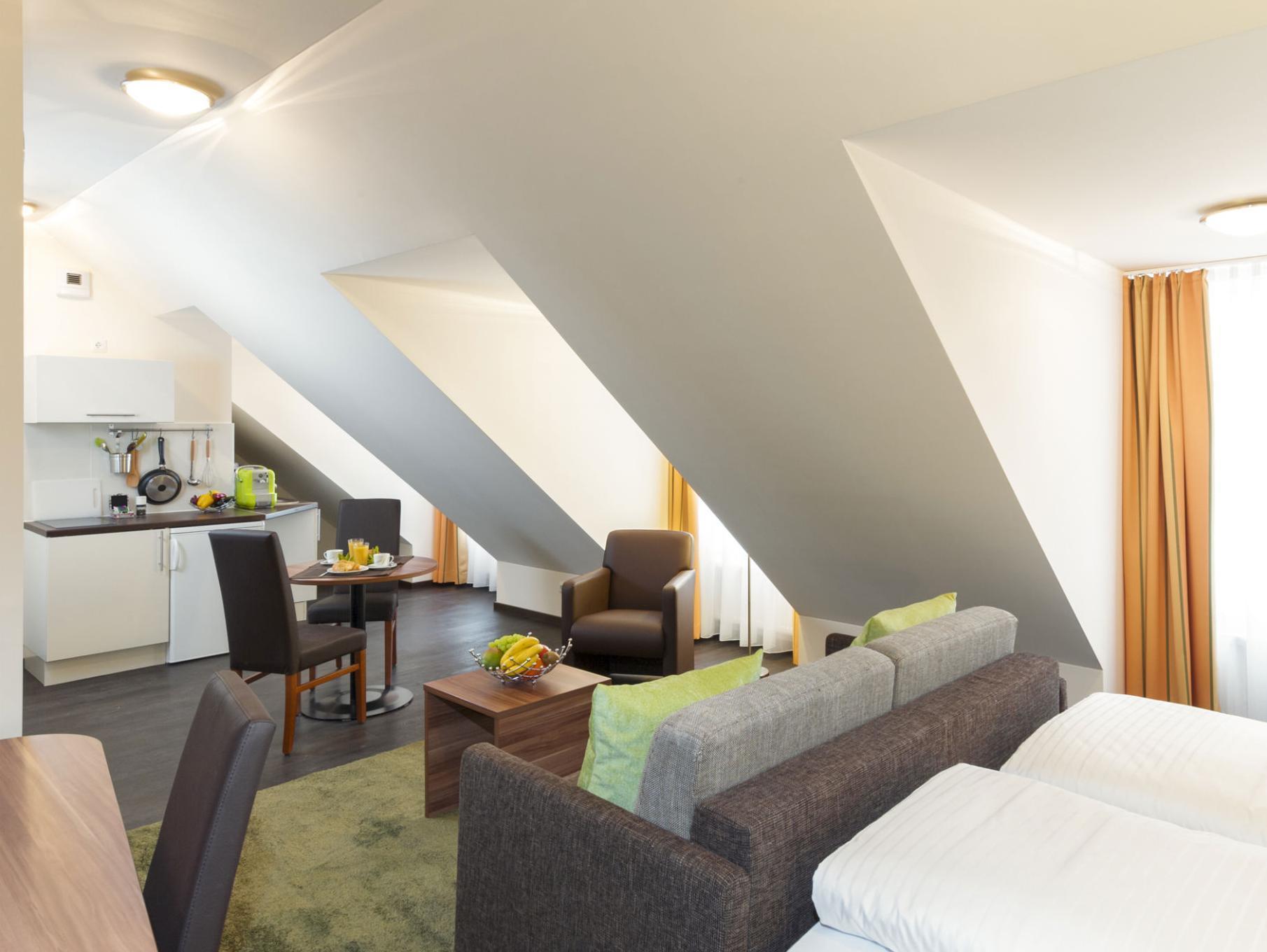 Batu Aparthotel 3*