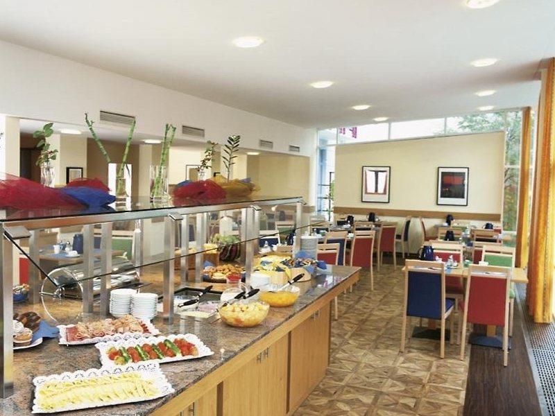 Hotel Park By Radisson Frankfurter Ring 3*