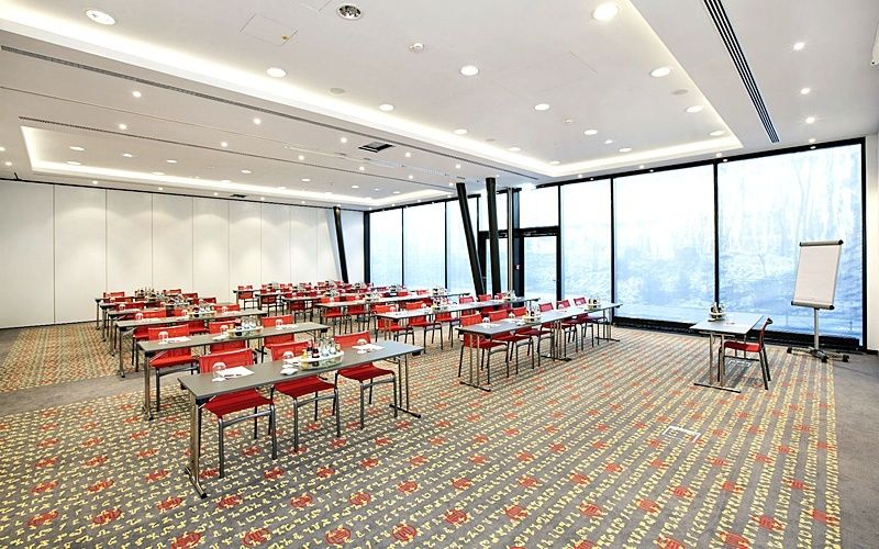 - Westpark By Ihg Hotel