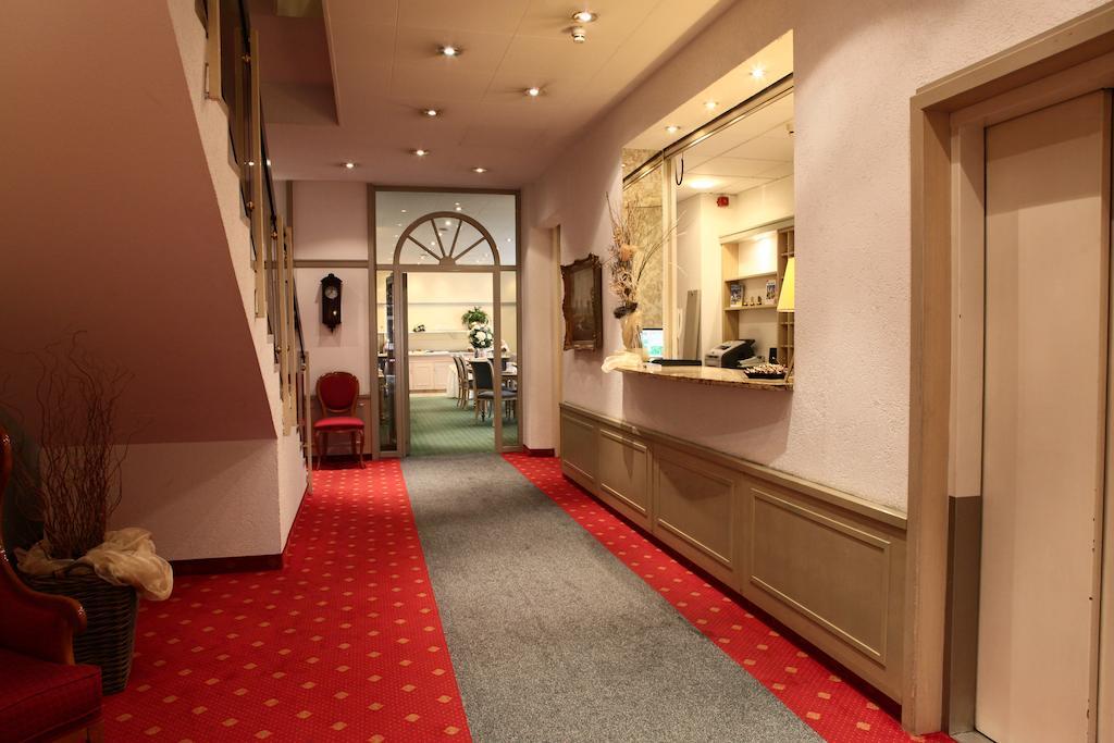 Ambiente Garni Hotel Munique