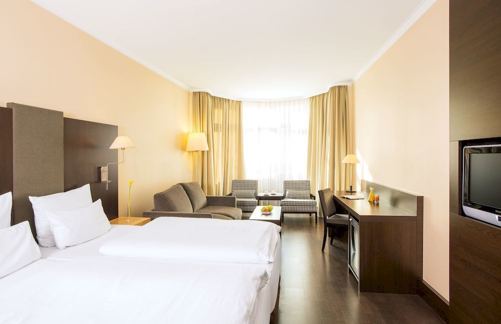 Nh City Sued Hotel 3*