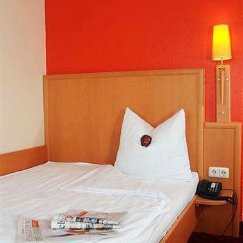 Centro Mondial City, Trademark Collection By Wyndham Hotel 3*