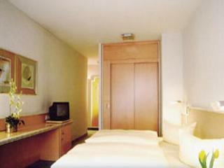 Ambiente Garni Hotel 3*