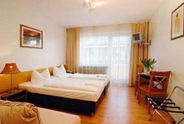 Hotel New Orly 4*