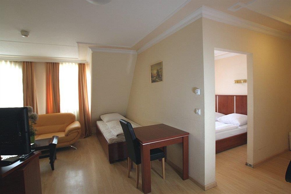 Hotel Atlas 3*