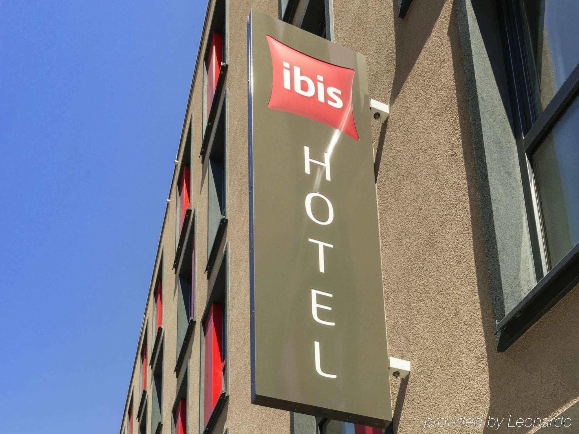 Hotel Ibis Ost 2*