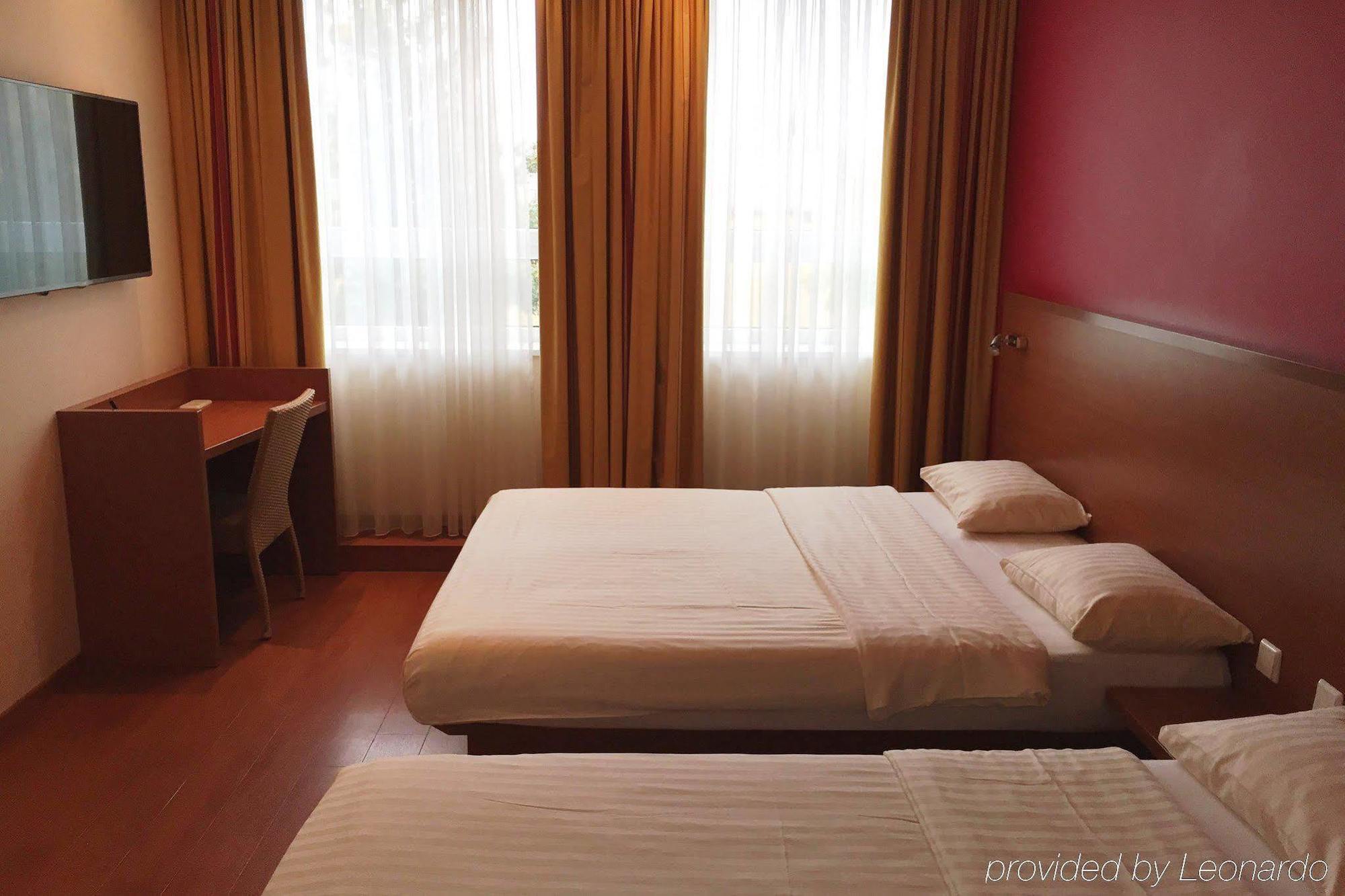 Star G Schwabing Hotel 3*