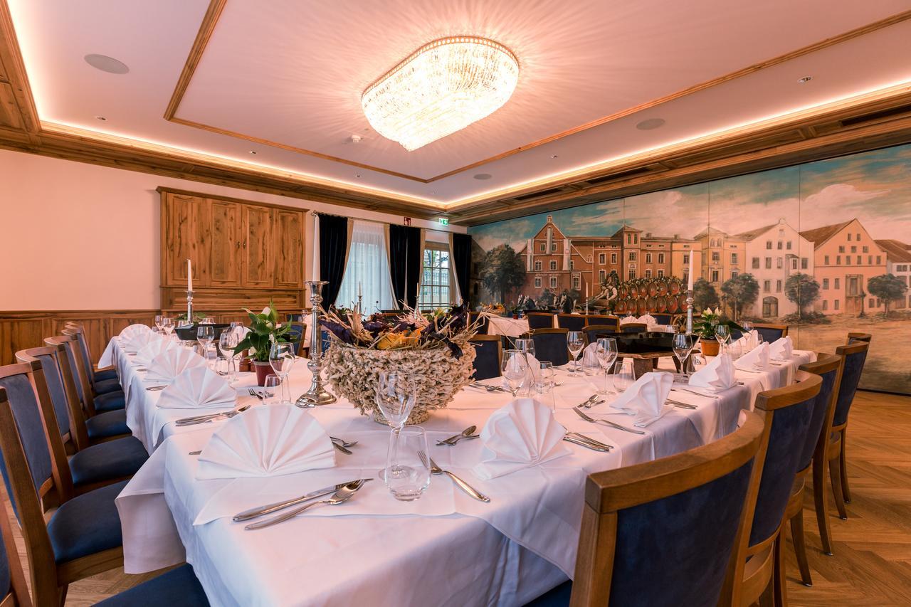 Hotel & Gaststaette Zum Erdinger Weissbraeu 3*